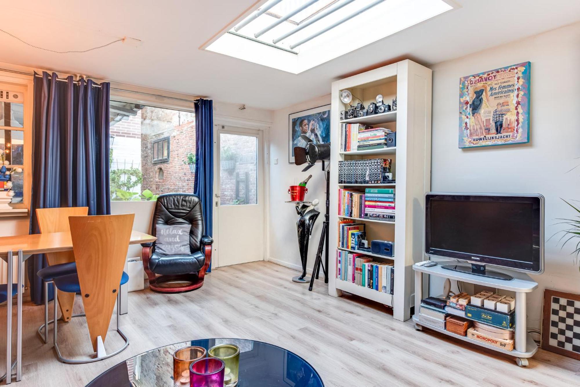 Gezellig Appartement In De Mooie Oude Binnenstad Van アルクマール エクステリア 写真